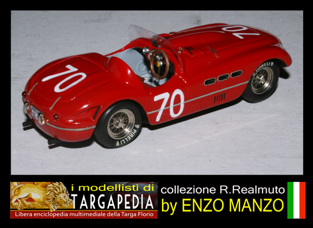70 Ferrari 250 MM - Leader Kit 1.43 (7).jpg